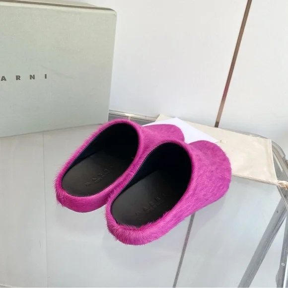 Marni Women’s Slippers - Picture 7 of 8